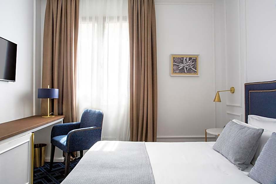 Hotel Midmost by Majestic Hotel Group