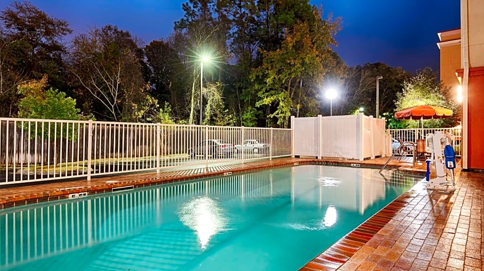 Best Western Plus Cecil Field Inn & Suites