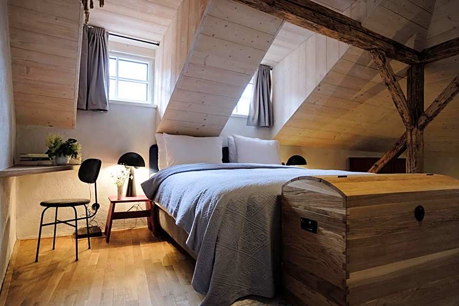 Monastery Garden Bistro & Rooms