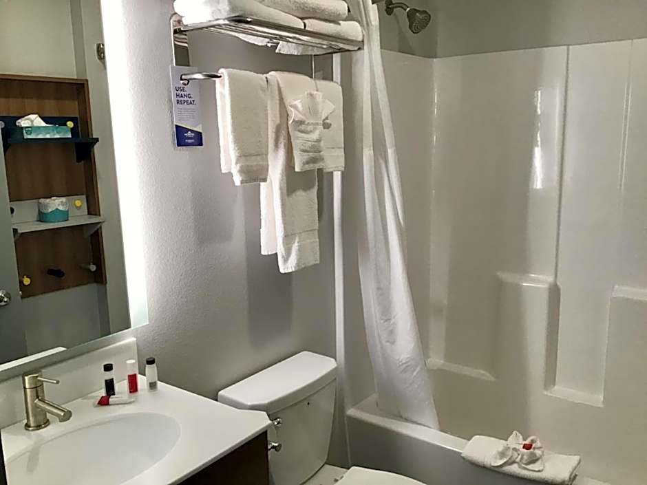 Holiday Inn Express And Suites George Quincy South