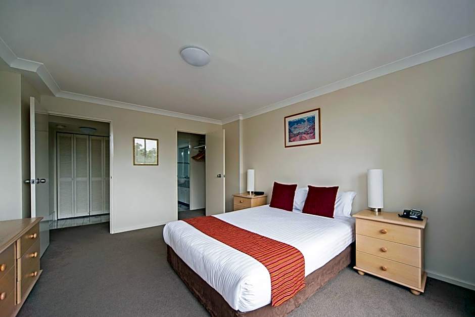 BreakFree Capital Tower Canberra