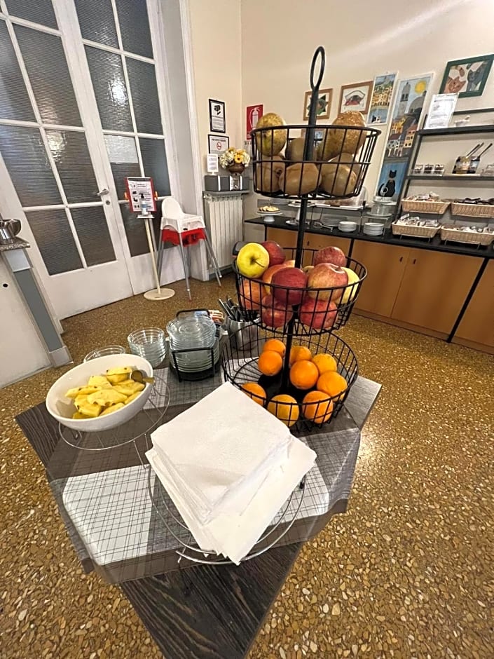 Hotel Cairoli