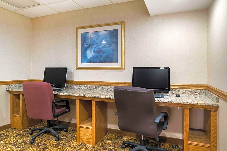 Quality Inn & Suites