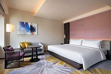 Premium Wide King, Guest Room, 1 King, High Floor