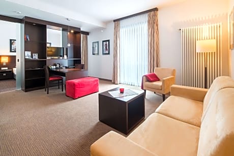 Suite with Two Single Beds and Sofa Bed