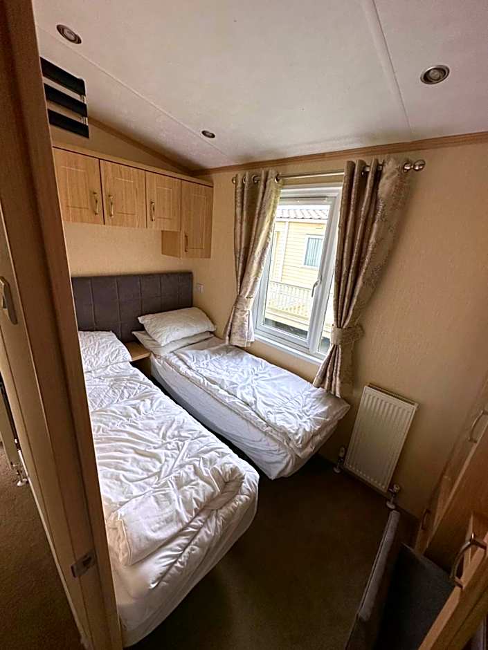 Sunnymede I14 Keyshare holiday lets 6 Berth