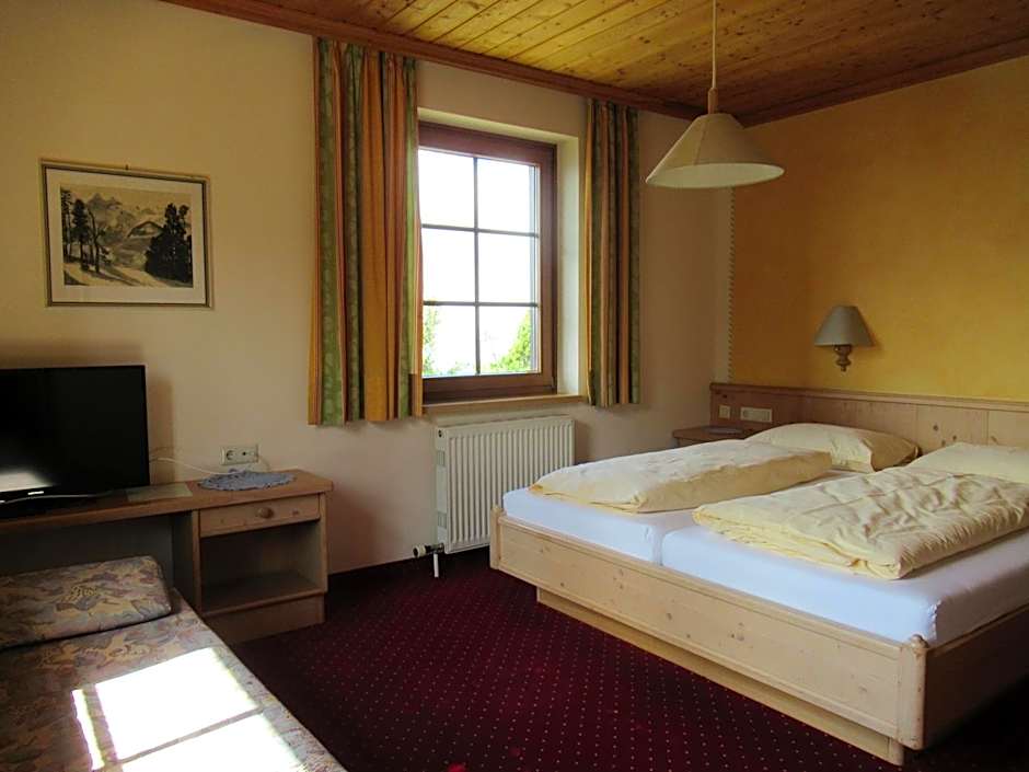 Steinerhaus Berggasthof