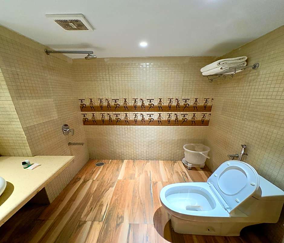 Hotel Himalaya Haridwar @ Har Ki Pauri Road