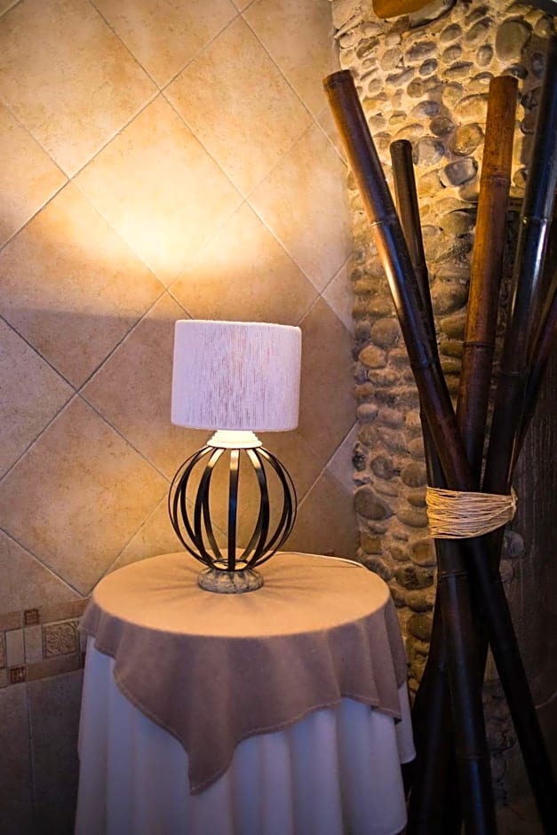 In Provence Hôtel - Expérience Atypique