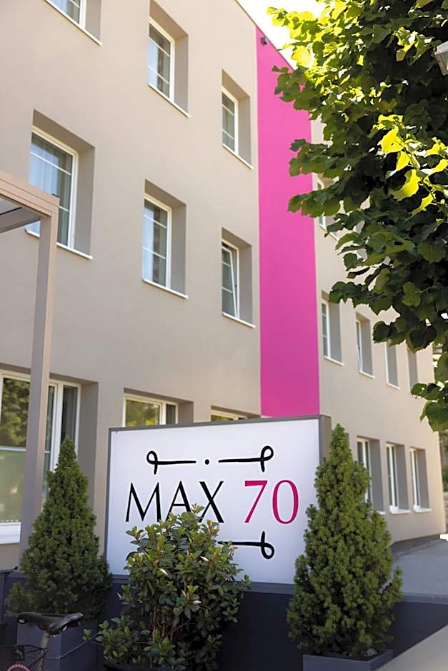 HOTEL max70