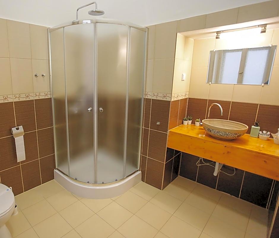 Uránia Apartmanház