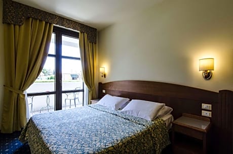 Superior Double or Twin Room with Garden View