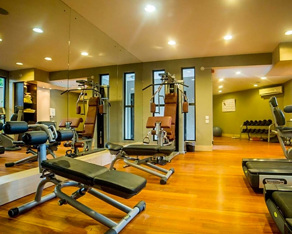 Mercure The Moorhouse Ikoyi