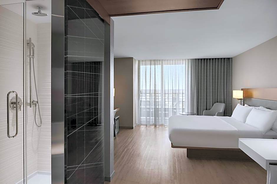 AC Hotel by Marriott Cincinnati at Liberty Center