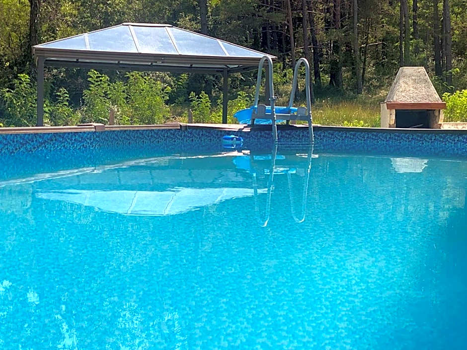 HUMAN HOTEL RESIDENCE ex esparrus