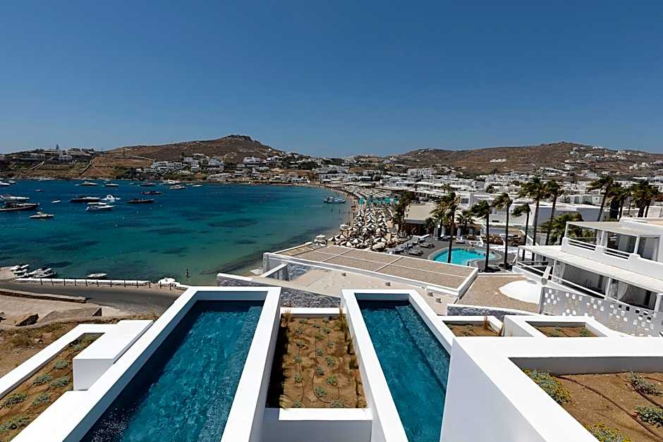CUBIC Mykonos Seafront Design Suites