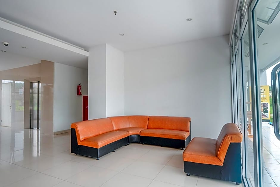 OYO Life 2837 Apartment Dramaga Tower