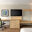 Holiday Inn Express and Suites Staunton By IHG
