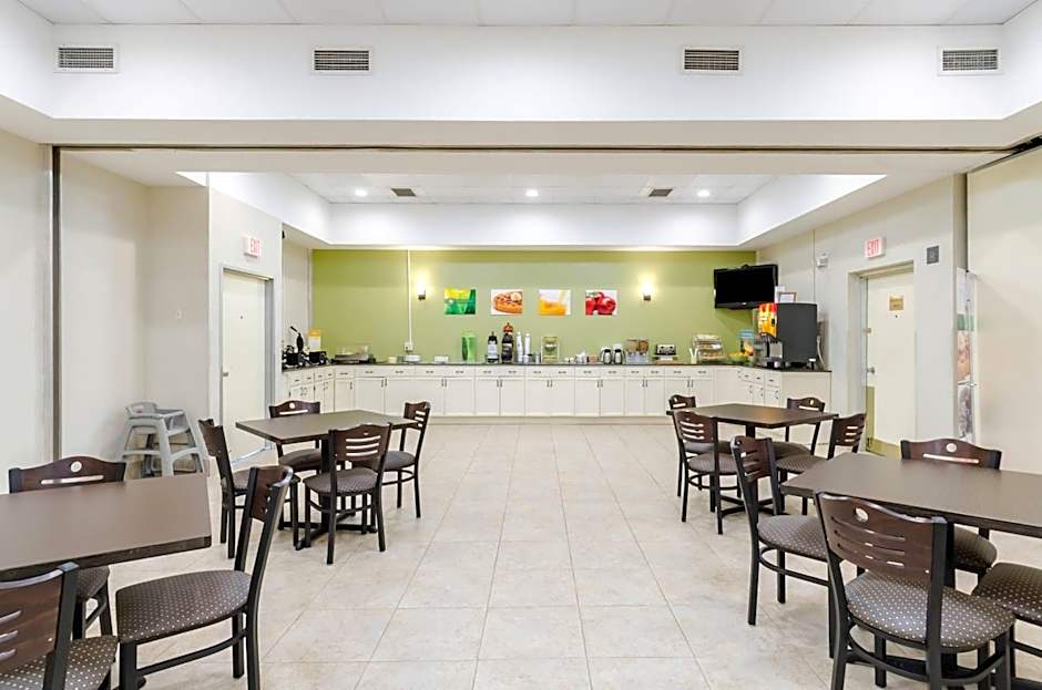 Quality Inn West Springfield