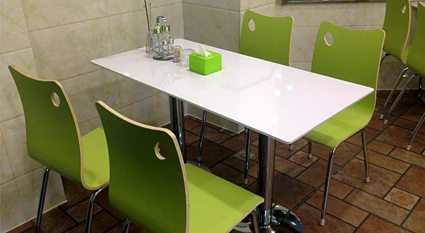 Vatica Henan Luoyang Wangcheng Park Hotel