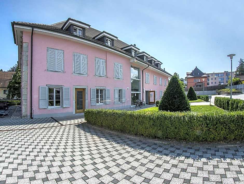 Baren Self Check-in Hotel