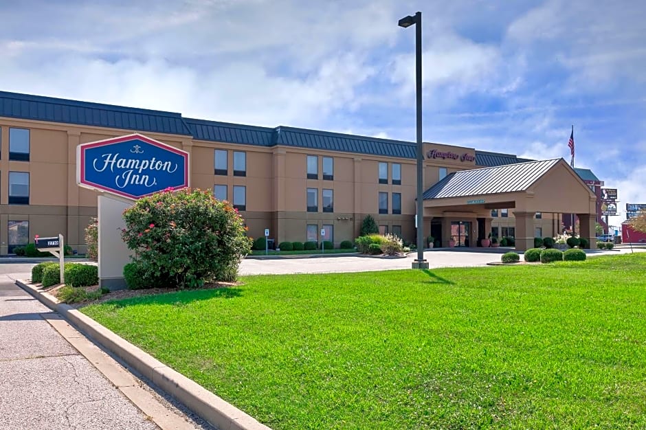 Hampton Inn By Hilton Marion