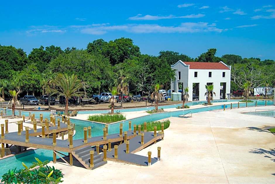 Centennial Plaza Resort Gulfport