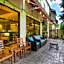 Best Western Plus Plaza By The Green