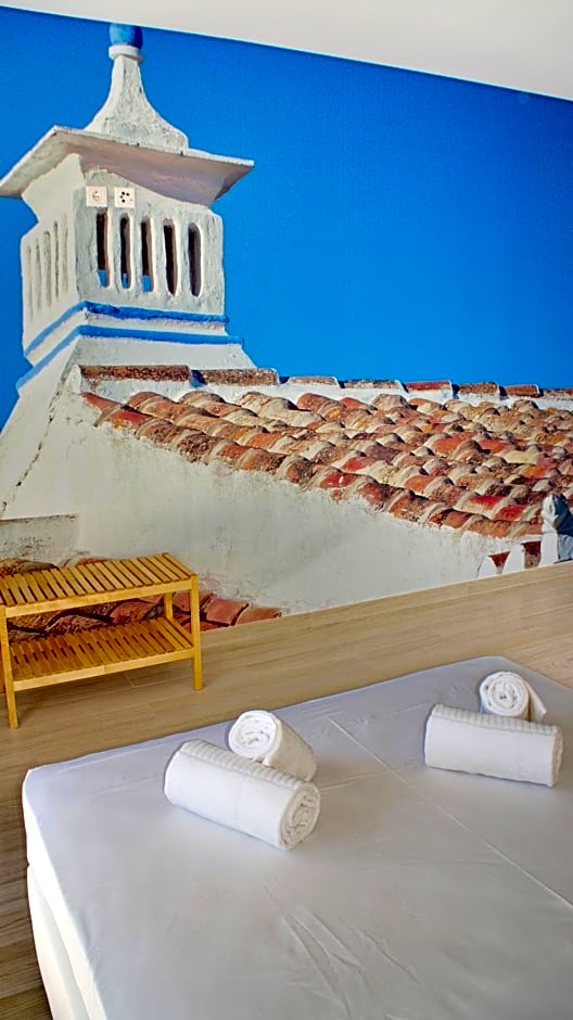 Topcity Hostel & Suites