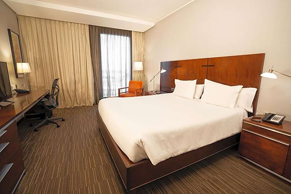 Hilton Garden Inn Santiago Airport