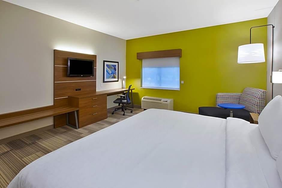 Holiday Inn Express Rochester-Victor By IHG