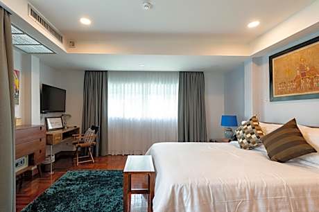 Junior Suite with Balcony