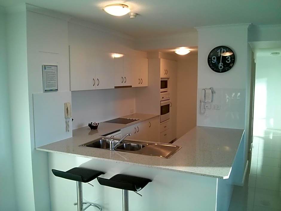 Moorings On Cavill Surfers Paradise