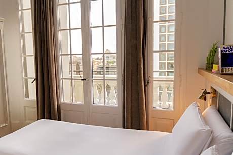 Deluxe Double or Twin Room with Balcony