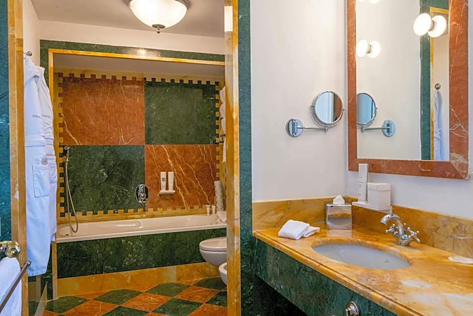Grand Hotel Continental Siena - Starhotels Collezione
