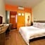 Liwan Lake Garden Inn