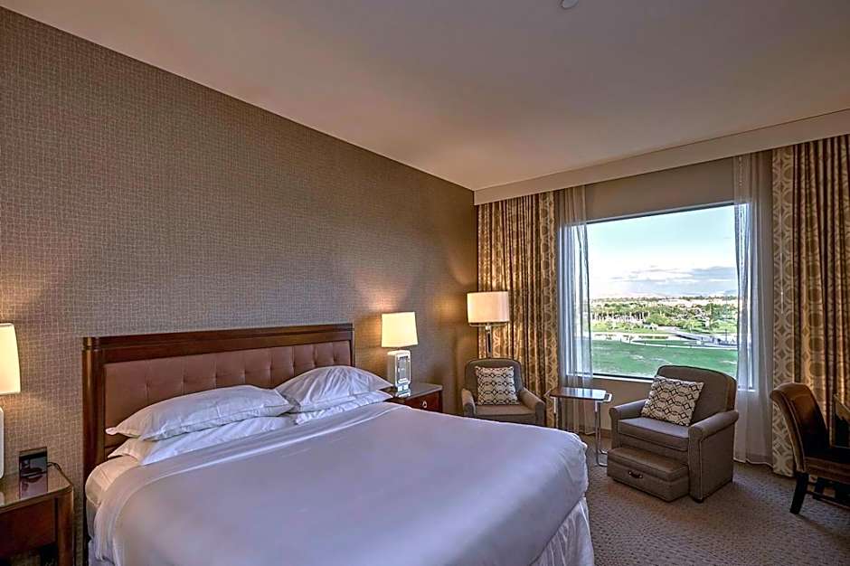 Sheraton Mesa Hotel At Wrigleyville West