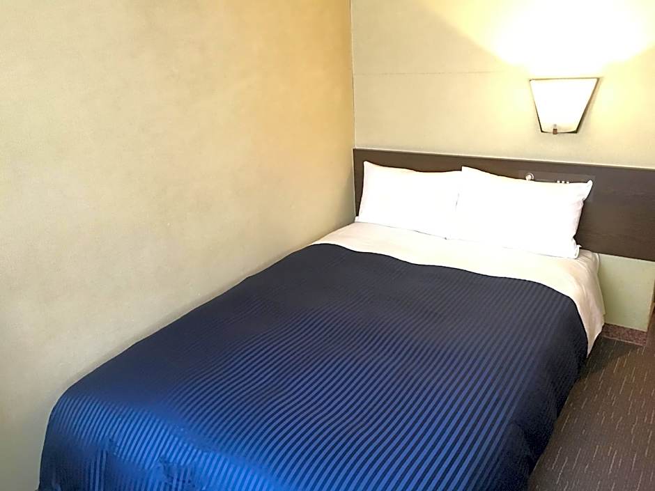 Hotel Livemax Chofuekimae