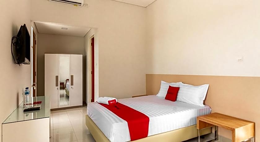 RedDoorz Syariah @ Kebraon