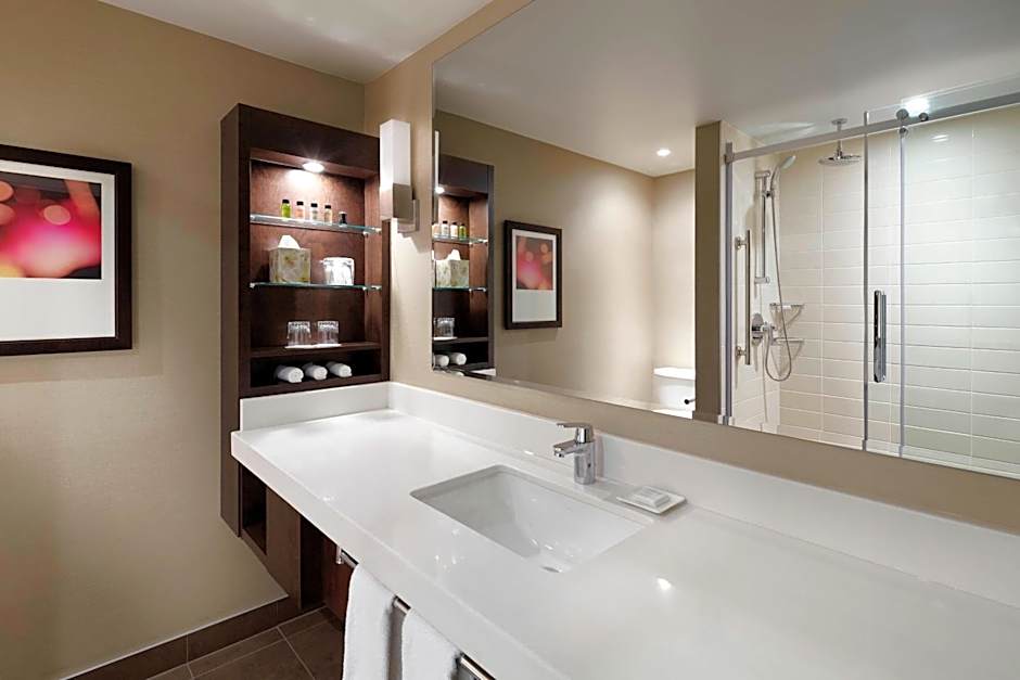Delta Hotels Montreal