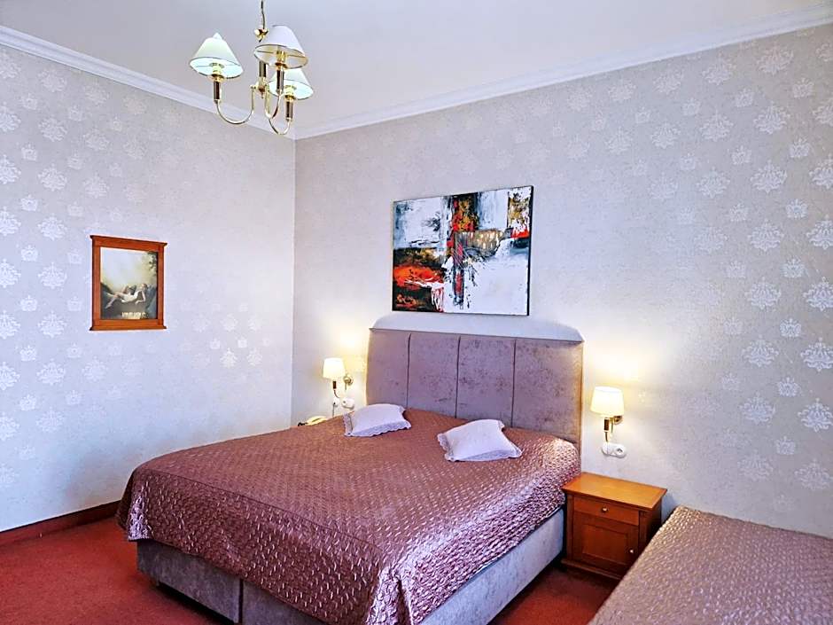 ROMANTIK HOTEL ELEONORA