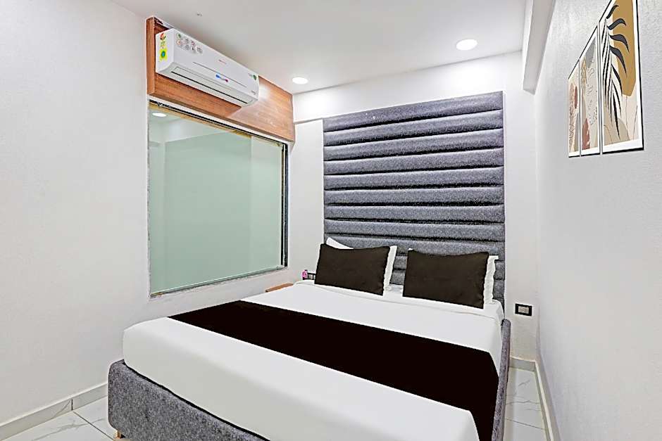 Super Hotel O Althan Formerly Hotel Niraant