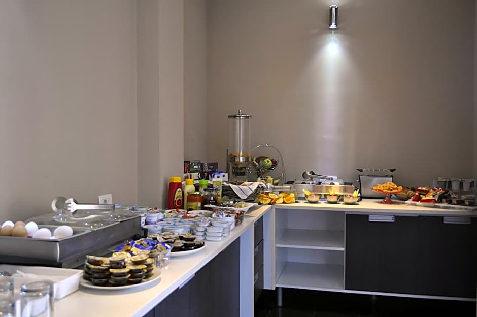 Hotel Dolce International