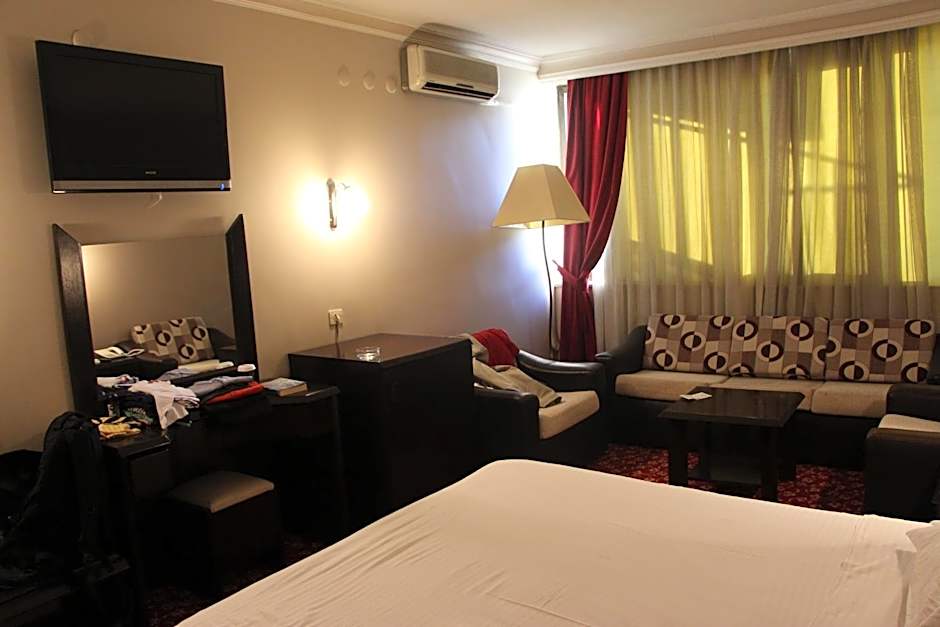 Akyuz Hotel