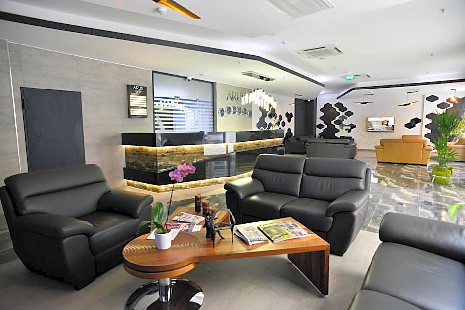Arus Hotel