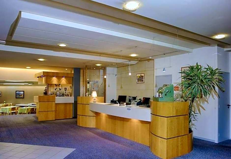 Hôtel Dupleix - Hyper centre - Réouverture