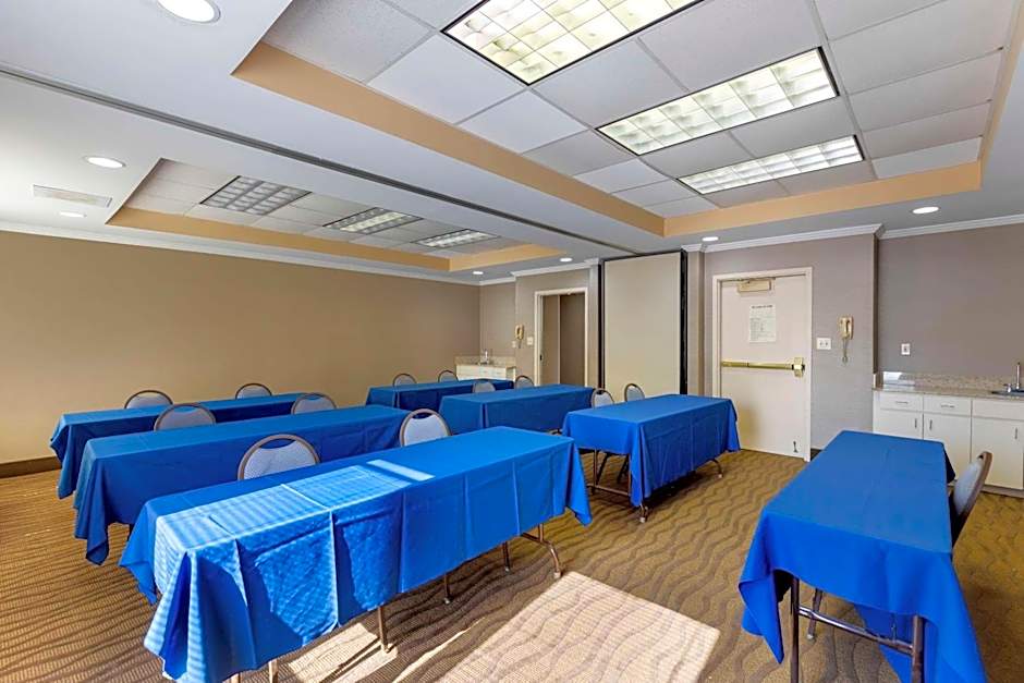 Comfort Inn Kennesaw