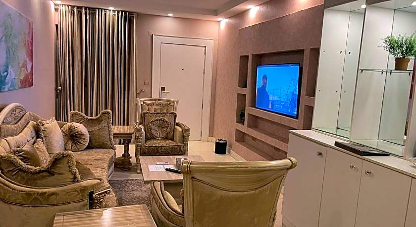 The Palms Hotel By Laterre