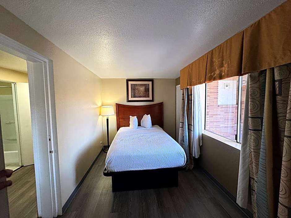 Travelodge by Wyndham Klamath Falls