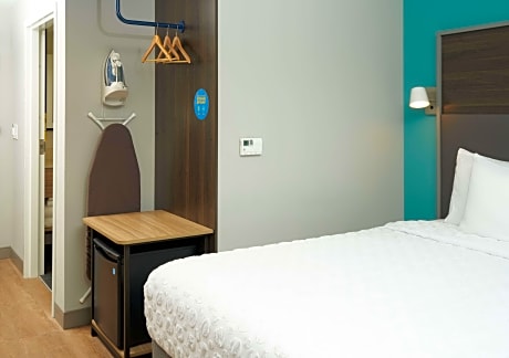 2 Queen Beds Ocean View